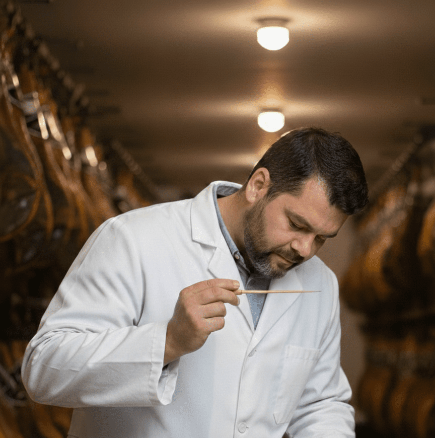 seleccionando Paleta Bellota Ibérica Etiqueta Roja